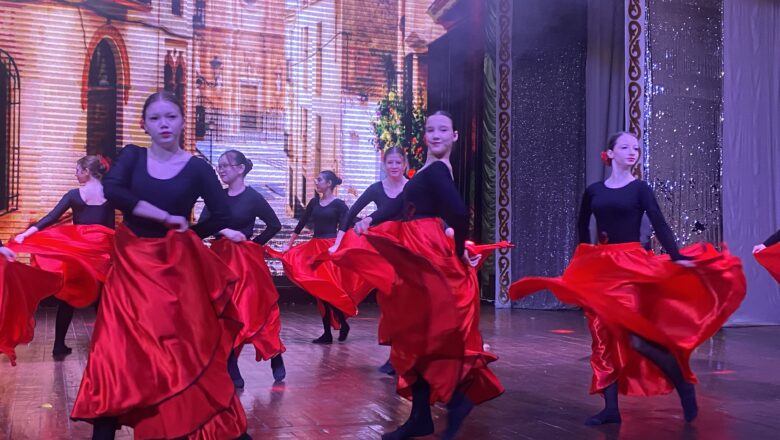 «Танцующий класс» взорвал сцену!